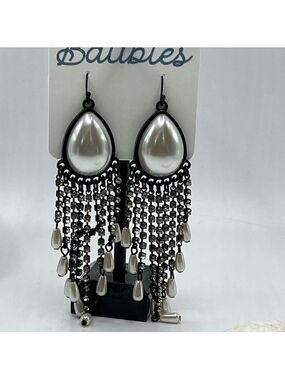 Elegant Pearl and Crystal Drop Earrings
